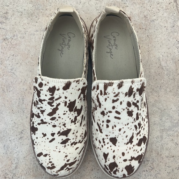 Brand new in original (mis-marked size) box Crown Vintage calf hair slip-ons. - Picture 1 of 5